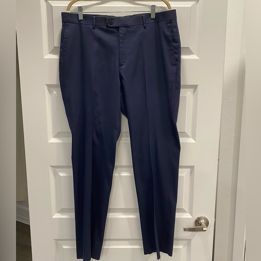 Apt. 9 Men’s Navy Dress Slacks Size 36in Waist, 32in Inseam